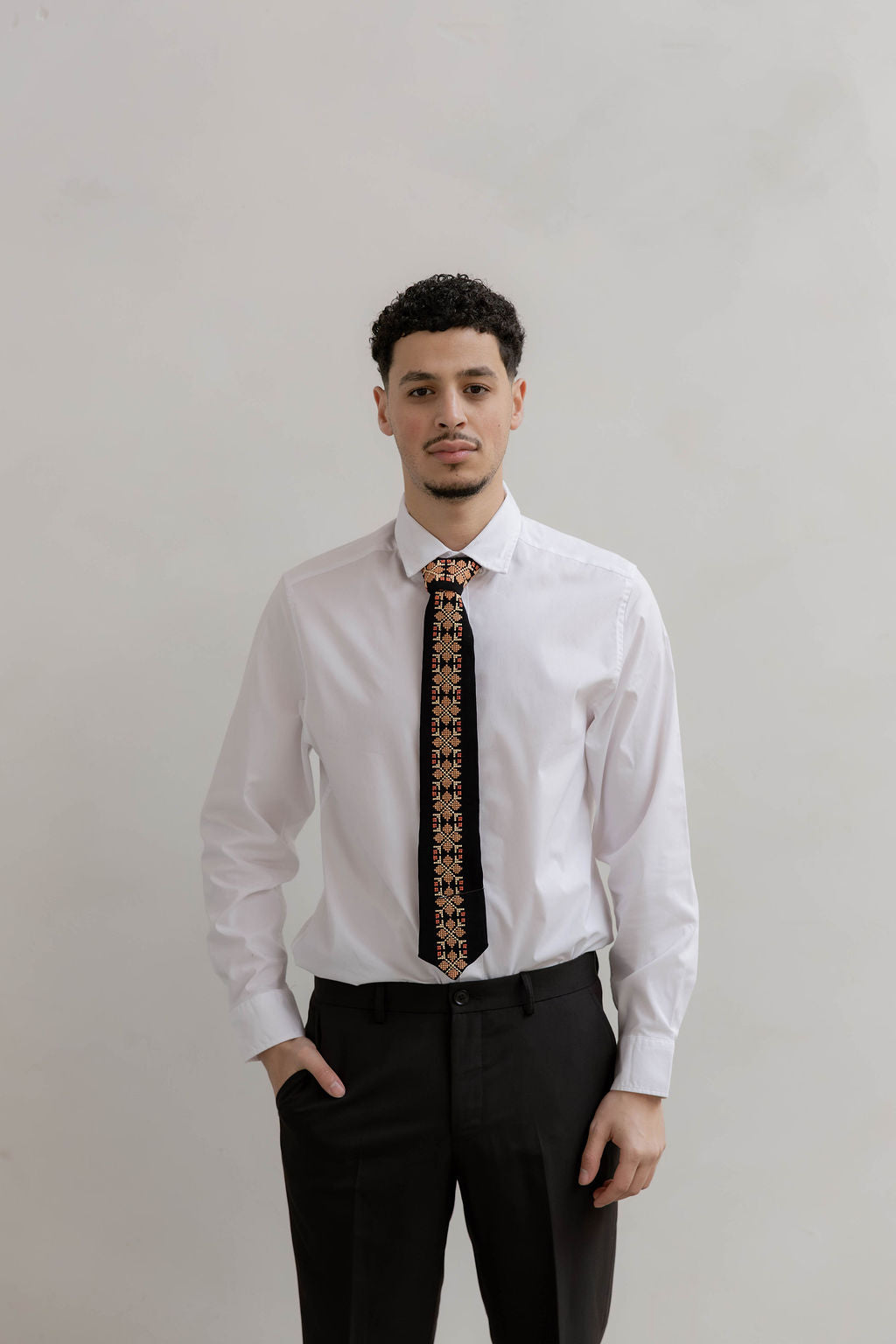 Tatreez tie Gold