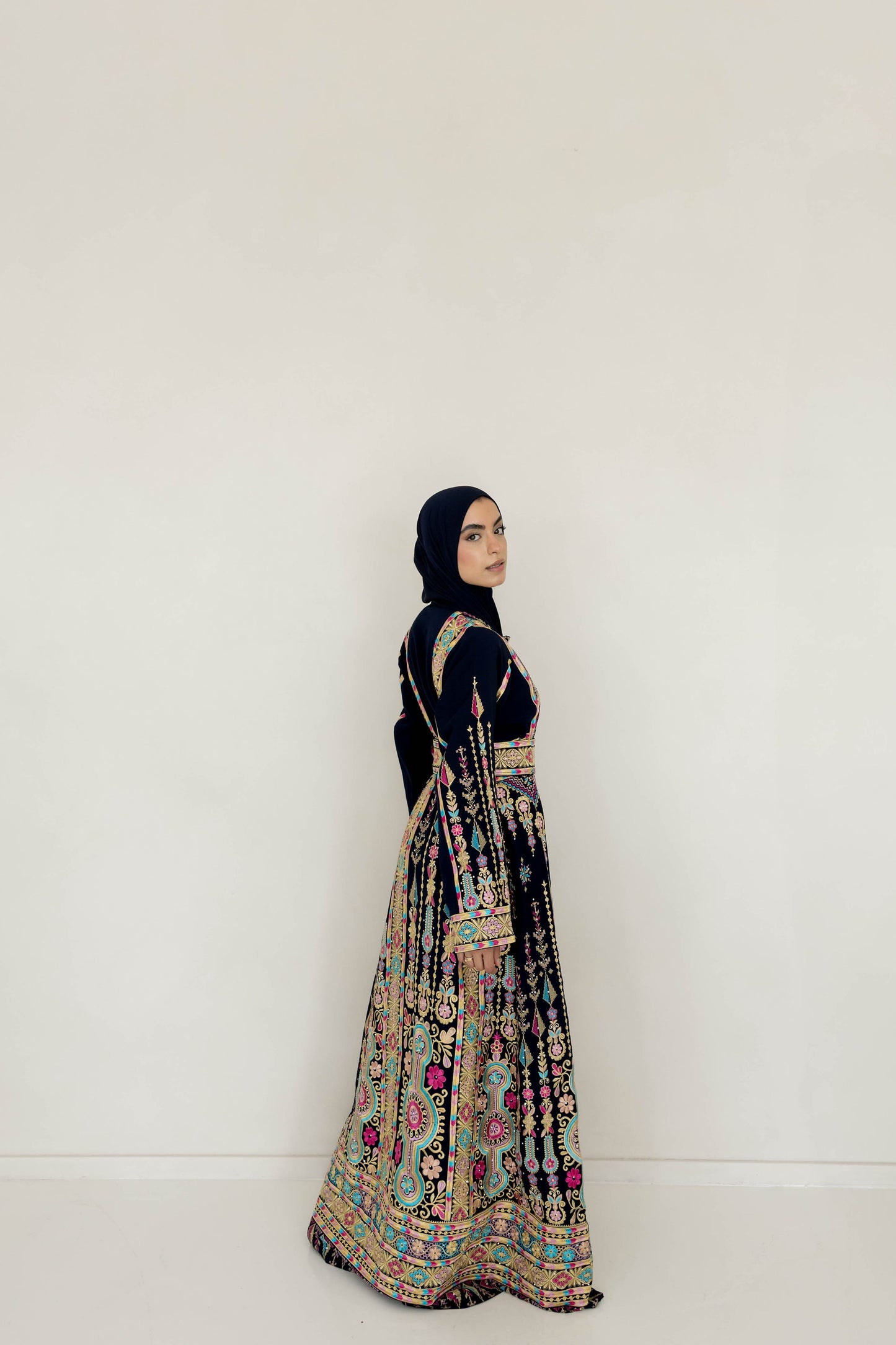 Full navy thobe