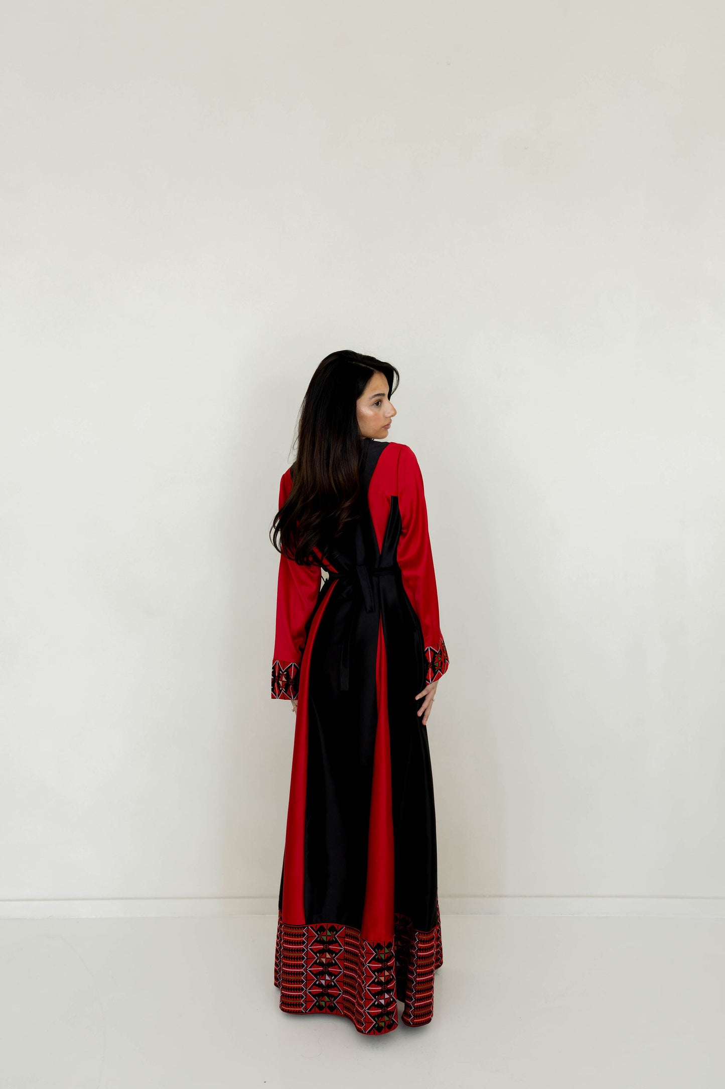 Hala Red