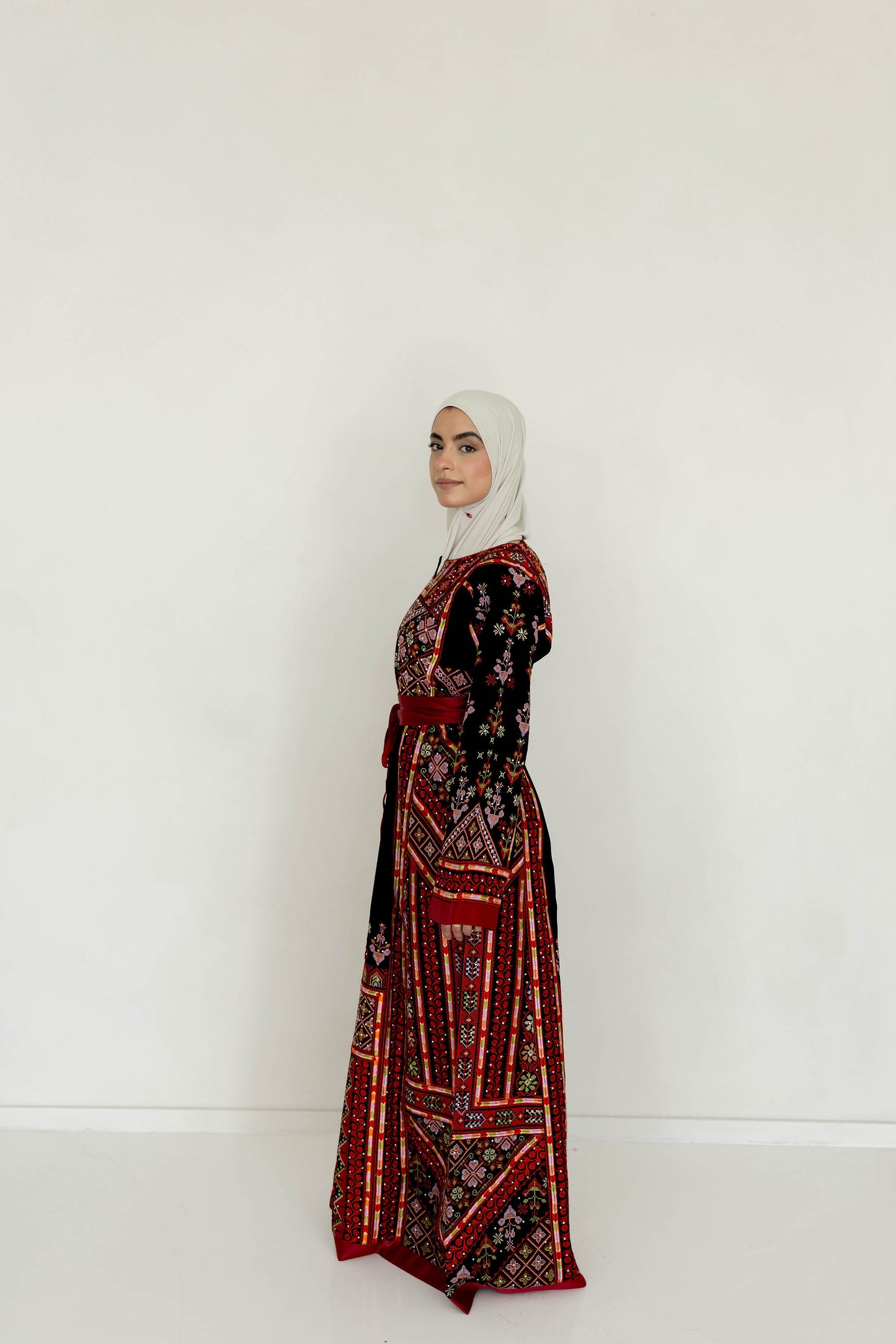 Jenin Deep cherry