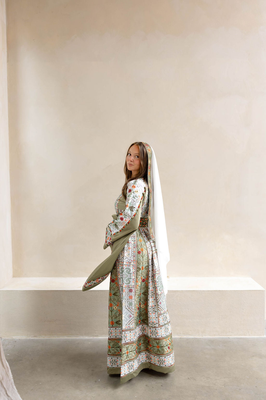 Bridal Royal Olive