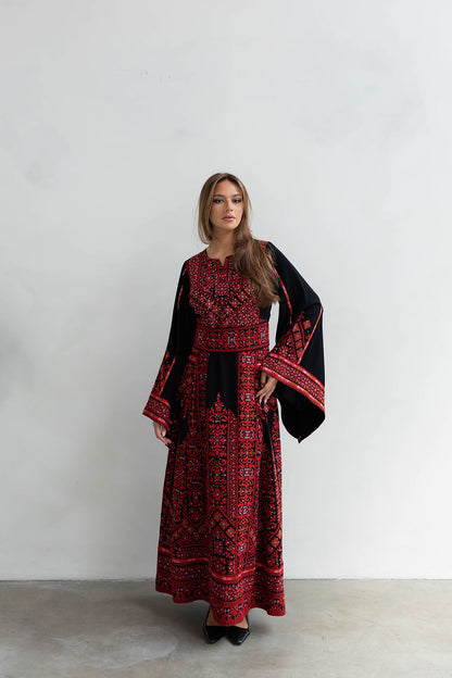 Full embroidery Rouge