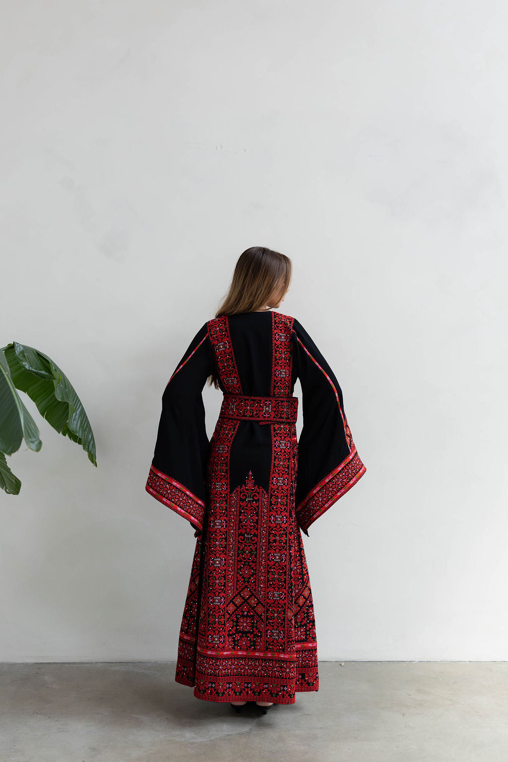 Full embroidery Rouge