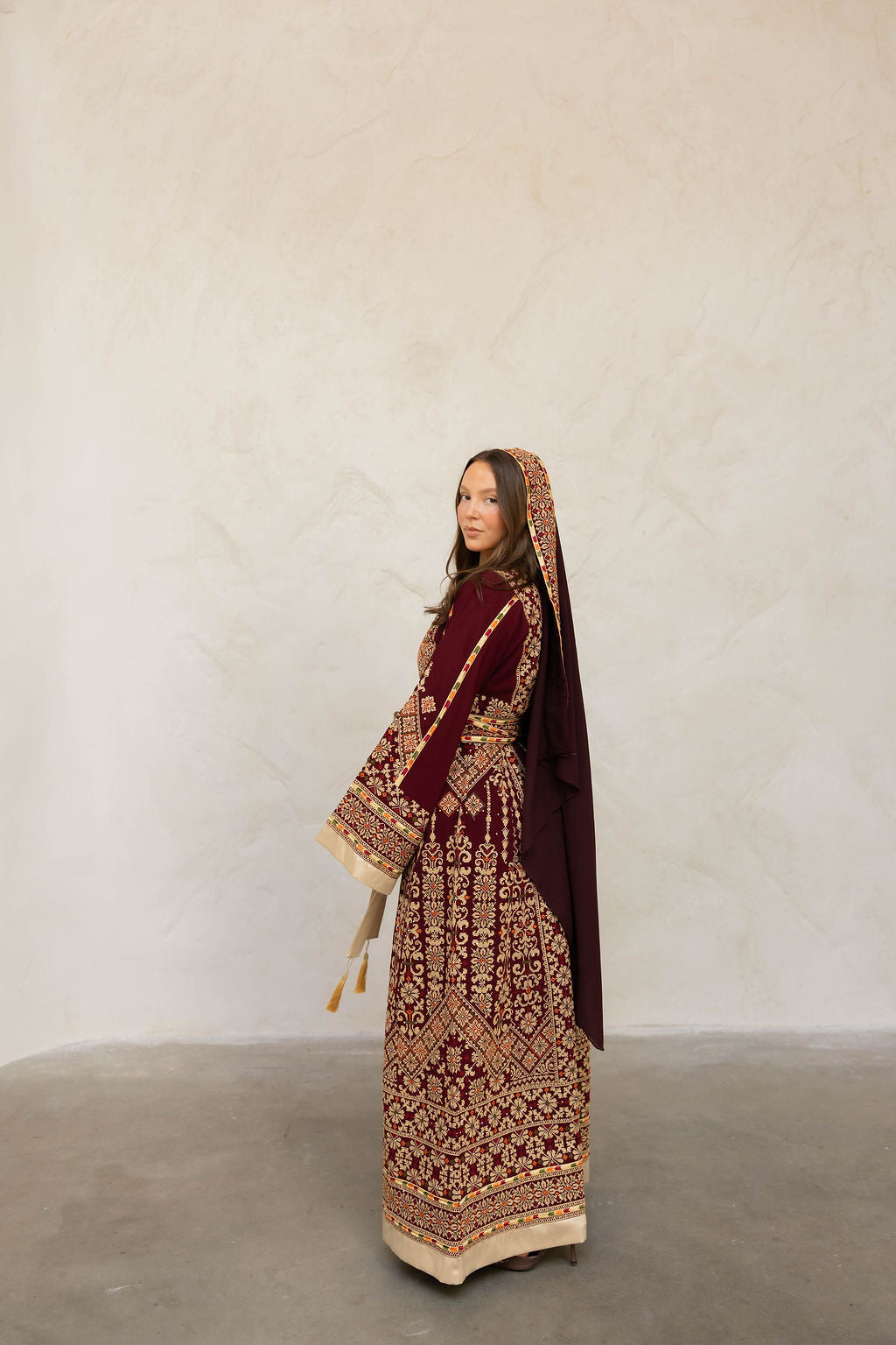 Full embroidery Burgundy